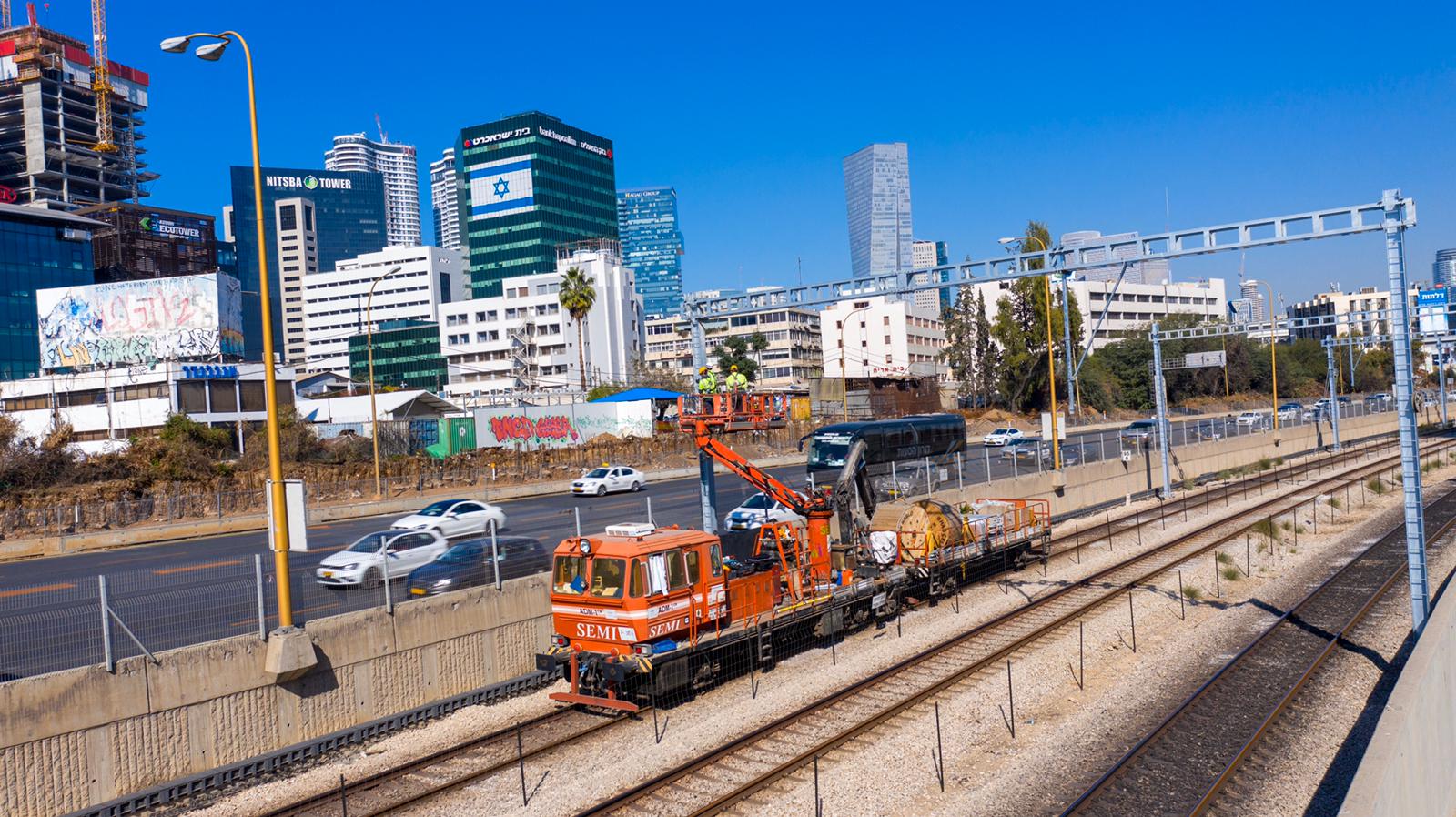 רכבת, בניינים, רכבים