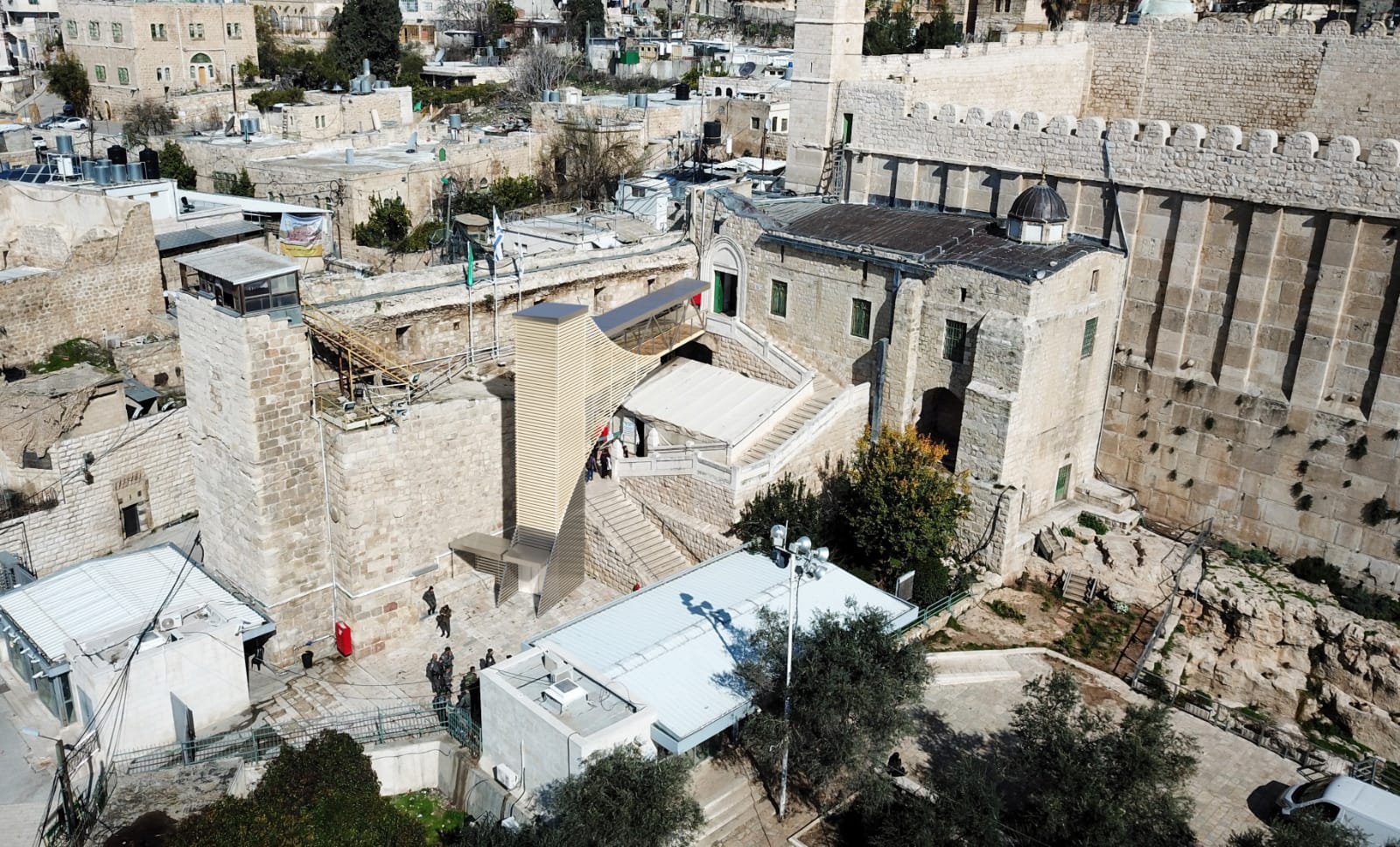 המילון במערת המכפלה