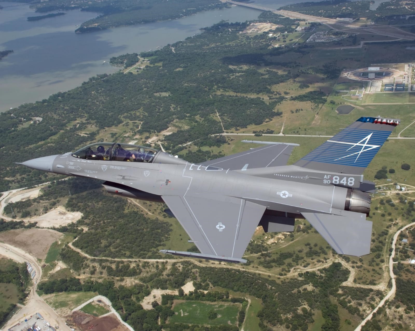 מטוס f16 של לוקהיד מרטין