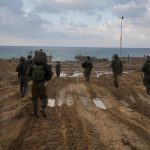 חיילים ליד חוף הים בעזה, צילום: דובר צה"ל