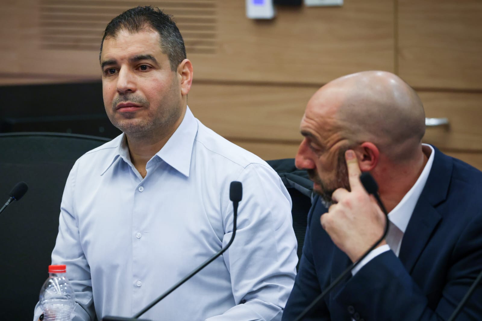 אושר החוק: תמונות על חפיסות הסיגריות