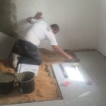 סיוע לבניית ממ"ד, אילוסטרציה: פועל בניין - צילום: אשקלנייעס
