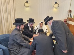הרב הגאון יעקב מאיר שטרן שליטא בסנדקאות