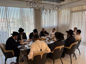 פעילי הארגון בסעודת הברית