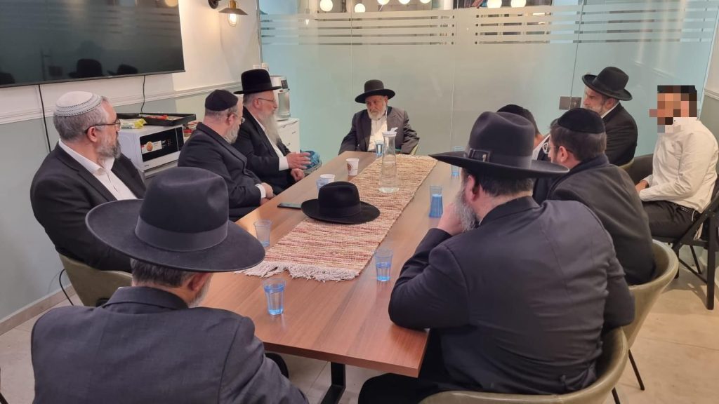 בעקבות פרשיות שזעזעו את הציבור הדתי, בבית הדין של הרב שמואל אליהו גובש קוד אתי חדש למניעת פגיעות מיניות במקומות עבודה