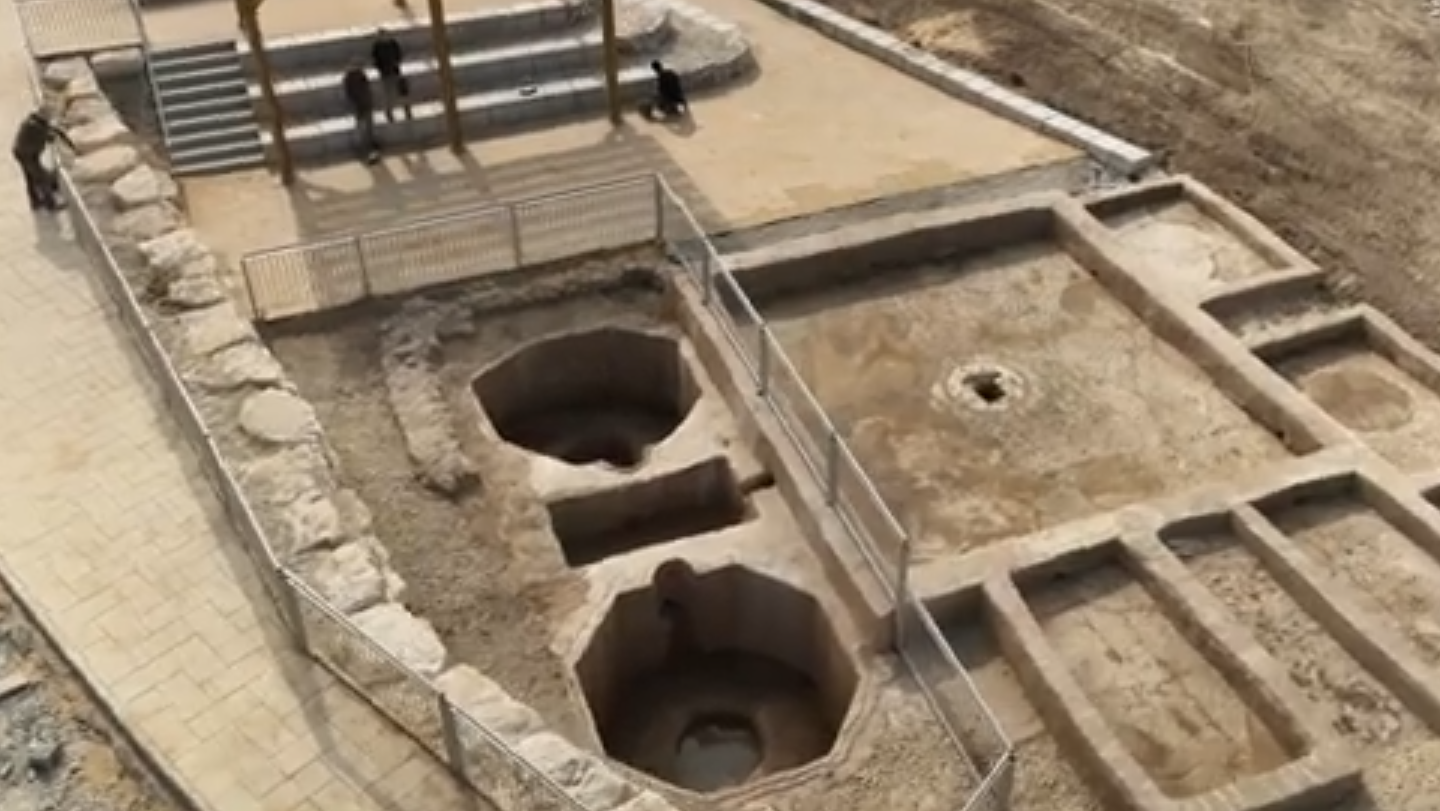 צילום ועריכה: אמיל אלג'ם, רשות העתיקות