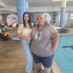 בתמונה- שירה איפרגן מנהלת הולמס פלייס אשדוד ואריק חי